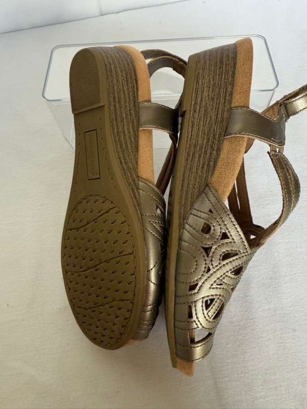 Rockport Cobb Hill Women’s Sandals Size 8.5 Bronze Leather Wedge Comfort - Picture 2 of 5